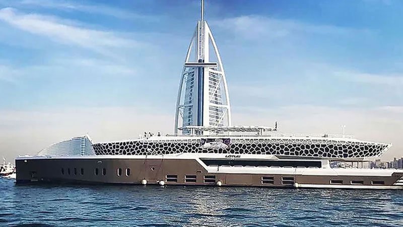 set-sail-for-unforgettable-celebrations-explore-dubais-party-yacht-rentals